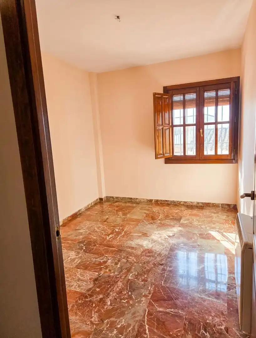 Dormitori de Casa o xalet de lloguer en Granada amb Calefacció i Terrassa