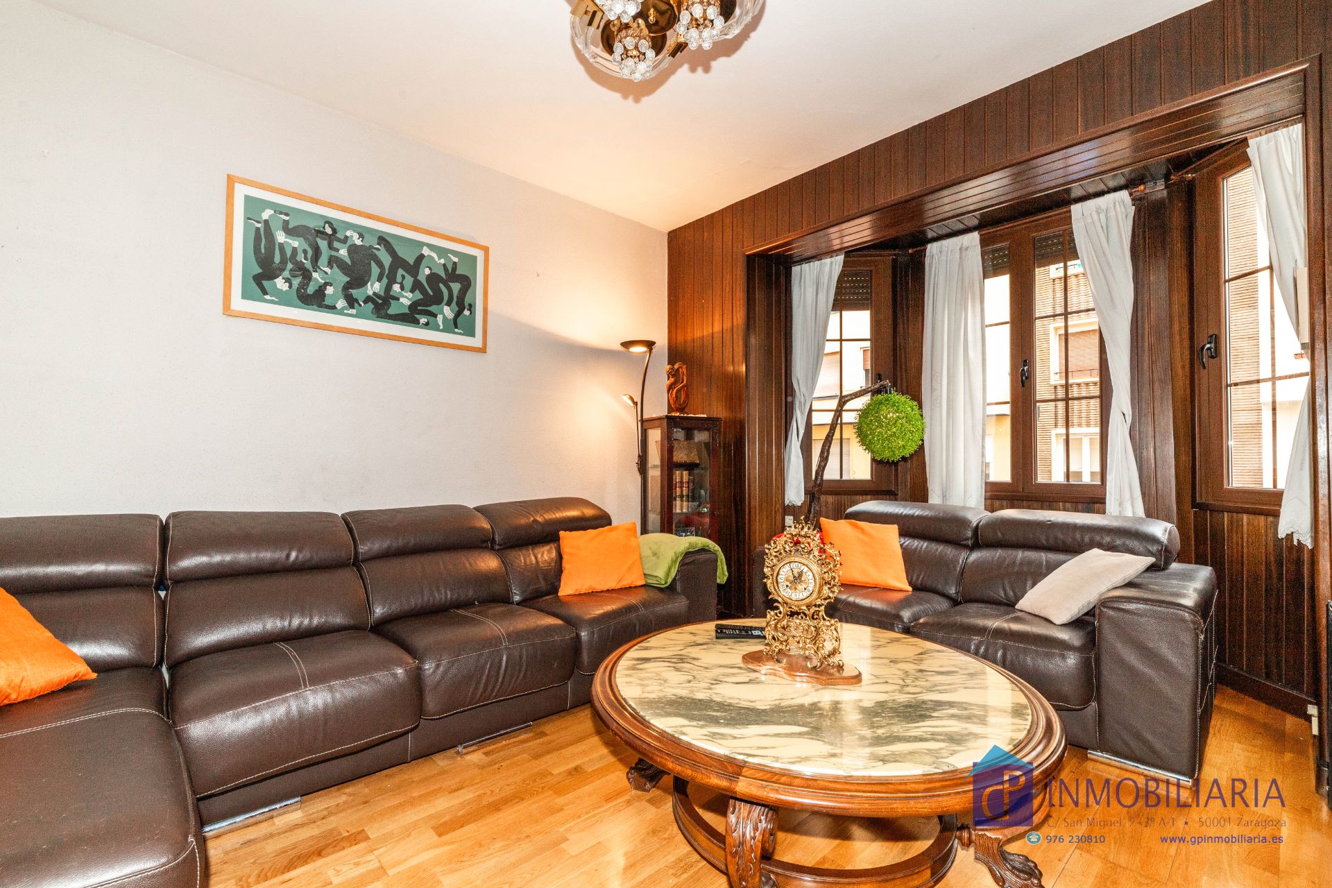 Living room of Flat for sale in  Zaragoza Capital  with Air Conditioner, Heating and Parquet flooring