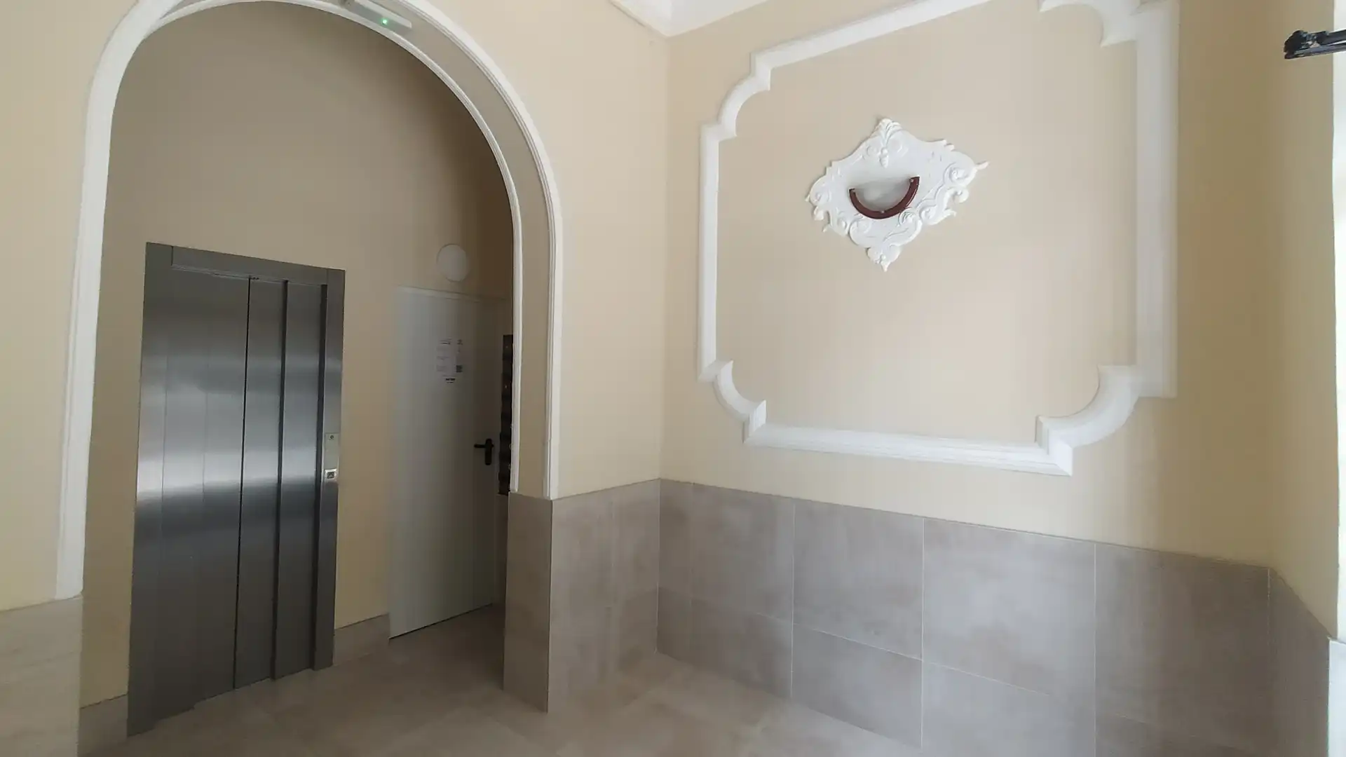 Flat for sale in Valencia  with Balcony