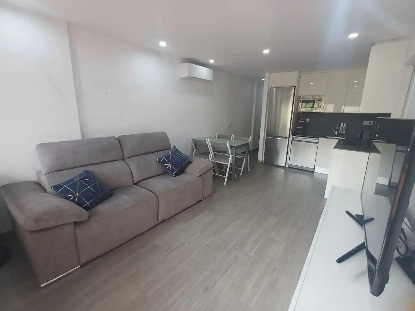 Sala d'estar de Pis en venda en Roda de Berà amb Aire condicionat i Balcó