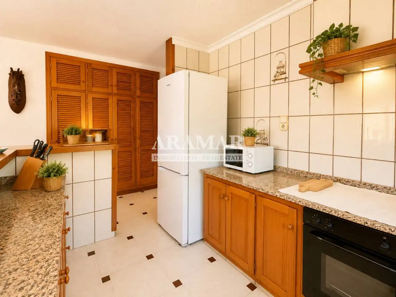Cocina de Casa o chalet en venta en Oliva con Jardín privado