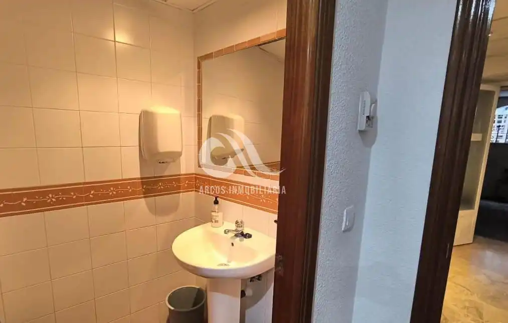 Baño de Local en venta en Córdoba