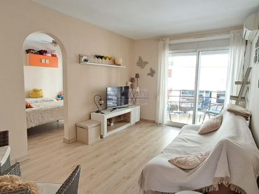 Mini appartamento con balcone in vendita a Carrer de Madrid