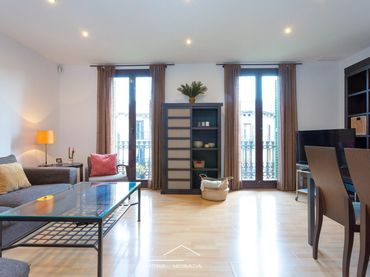 Appartamento con balcone in vendita a Eixample