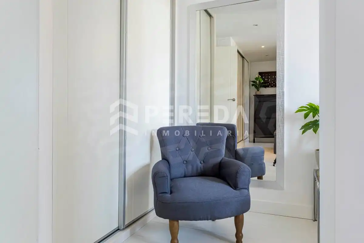 Habitación de Ático en venta en Roquetas de Mar con Aire acondicionado, Terraza y Piscina comunitaria