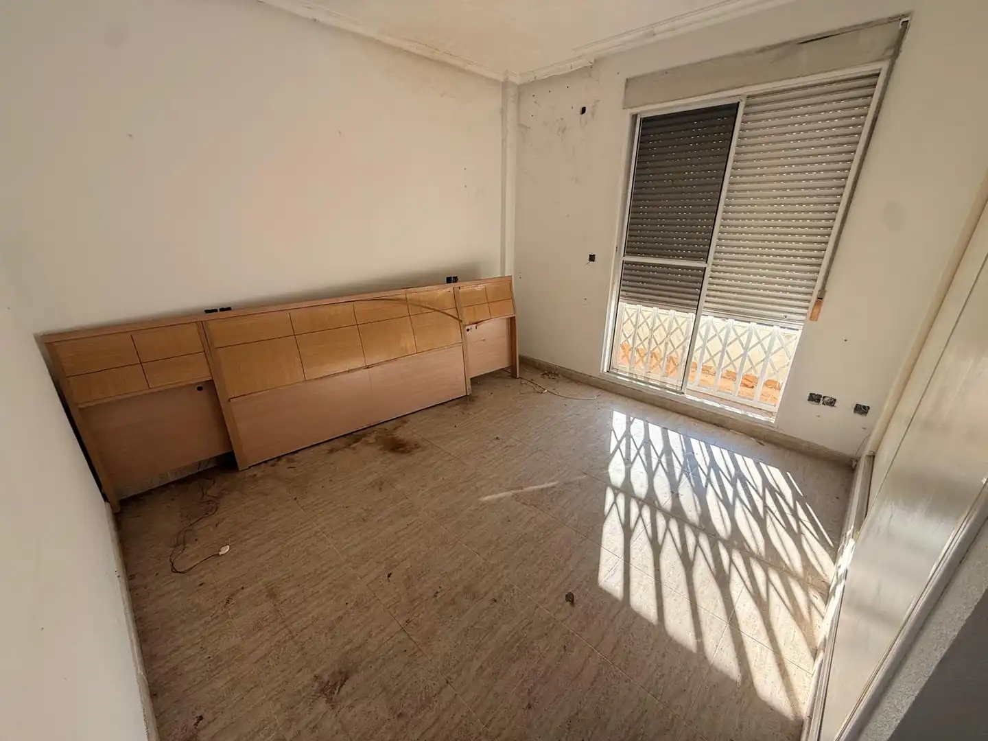 Dormitori de Casa o xalet en venda en Daya Nueva amb Terrassa i Piscina comunitària