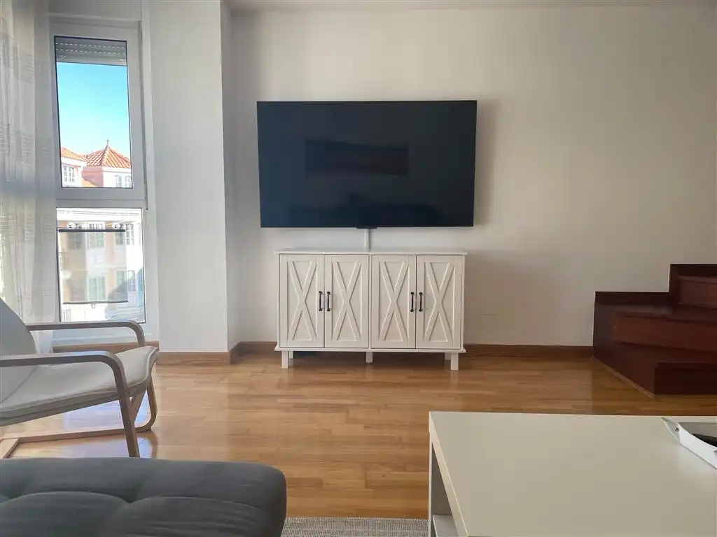 Sala d'estar de Dúplex de lloguer amb opció a compra en San Vicente de la Barquera amb Calefacció, Parquet i Piscina