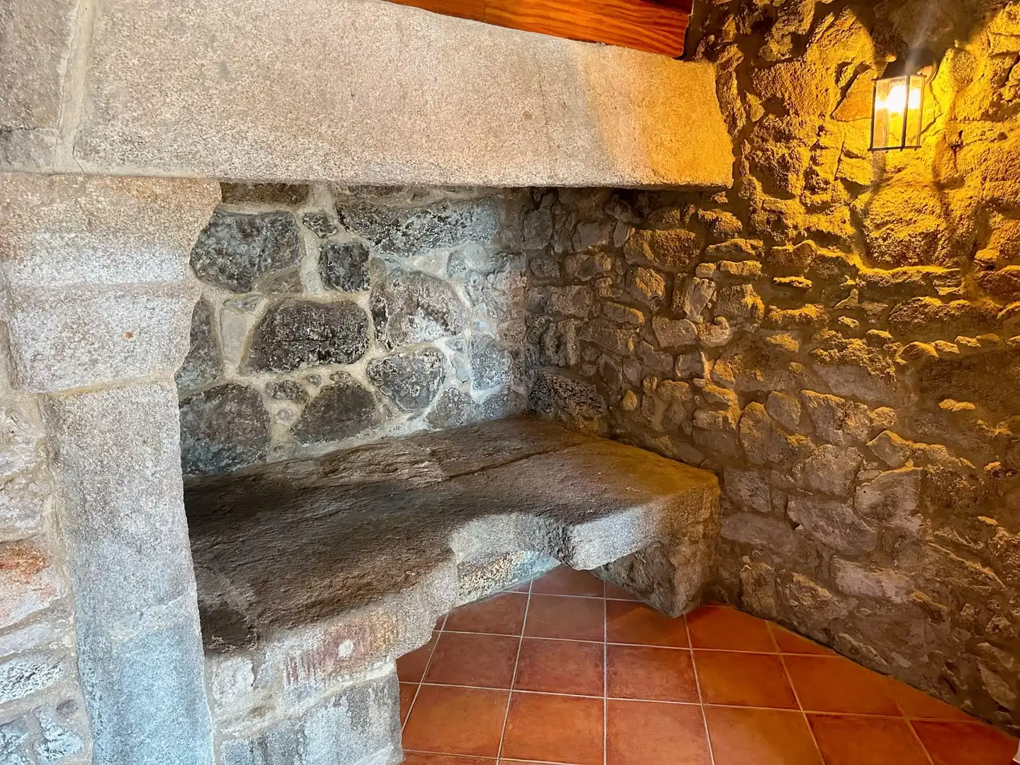 Casa adosada de lloguer en Outes amb Moblat, Forn i Microones