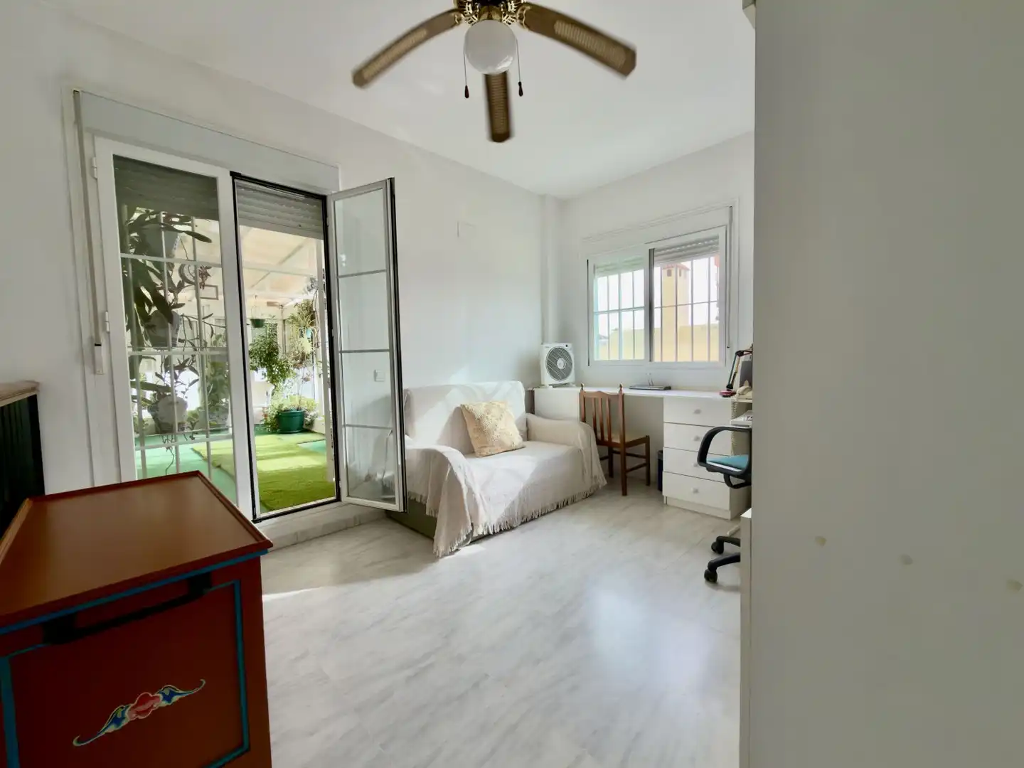 Habitación de Casa o chalet en venta en Mairena del Aljarafe con Aire acondicionado, Calefacción y Terraza