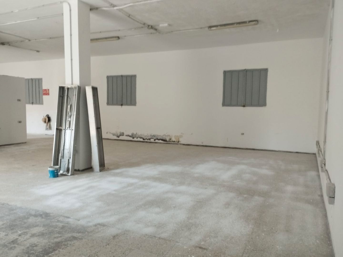 Premises for sale in Arona