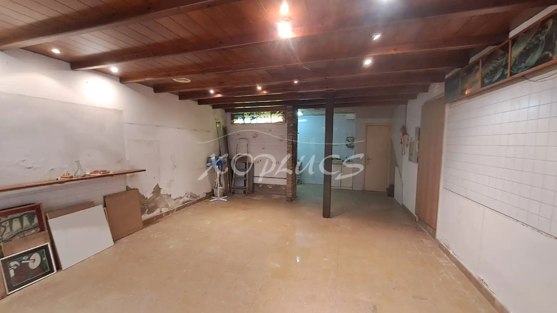 Local comercial en venda a Berga, imagen 2