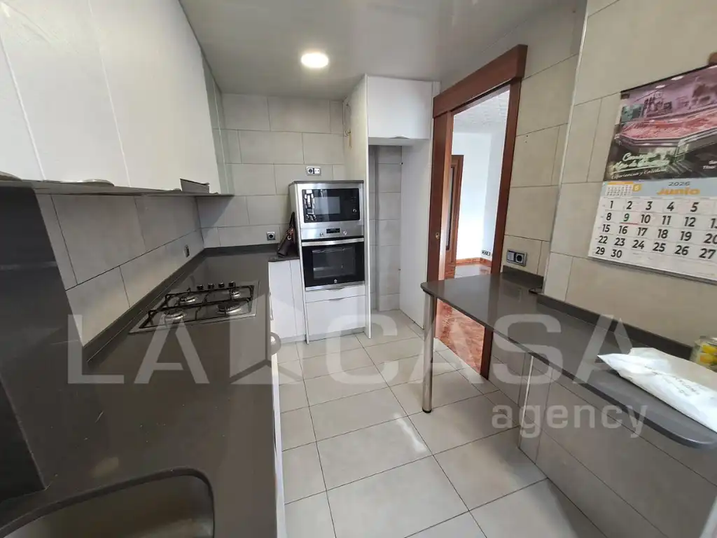 Piso con terraza en venta en Carrer del Pont del Treball Digne, imagen 9