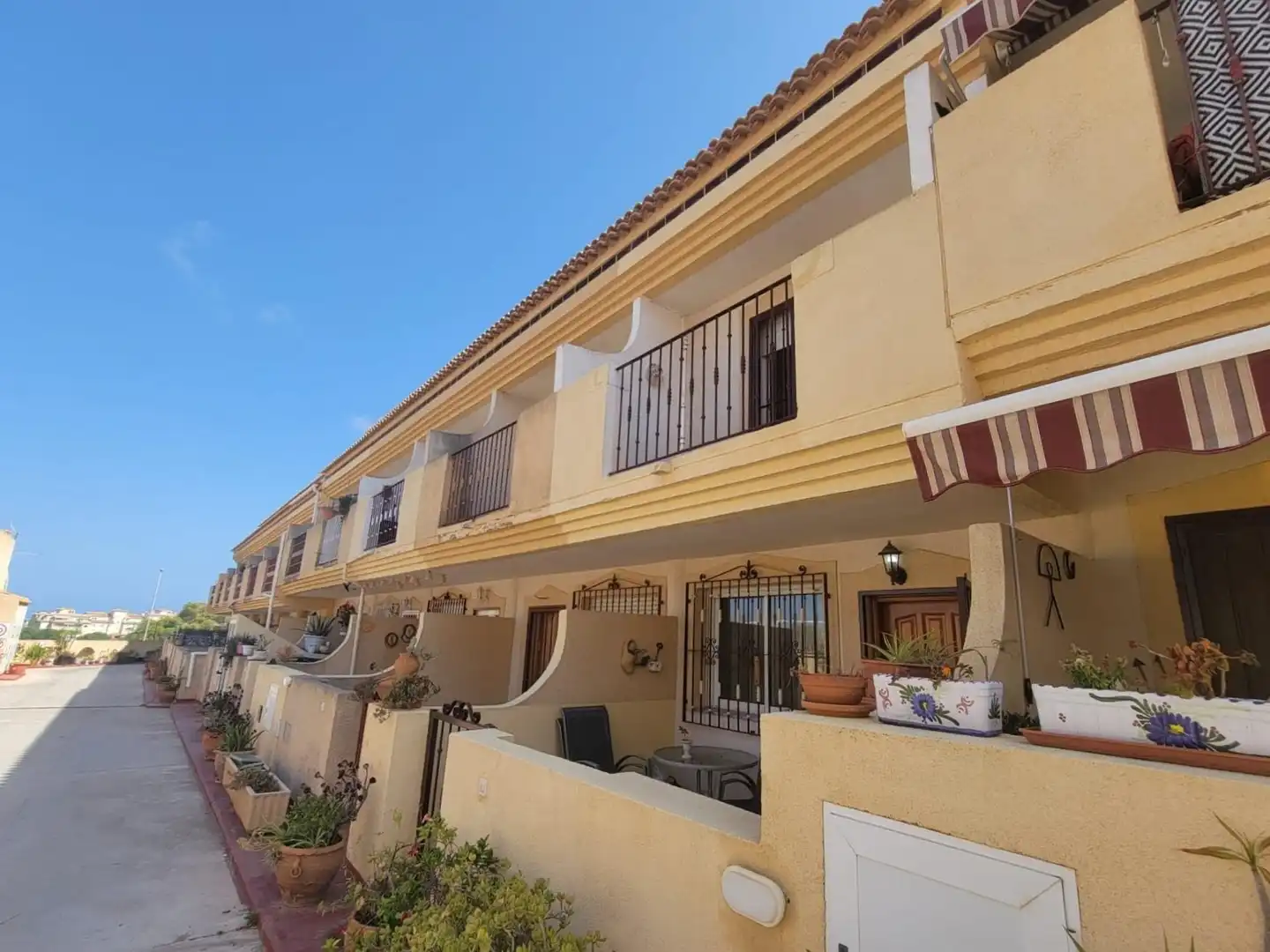 Maison mitoyenne avec terrasse à vendre à Calle de Nicolás Bussi, imagen 2
