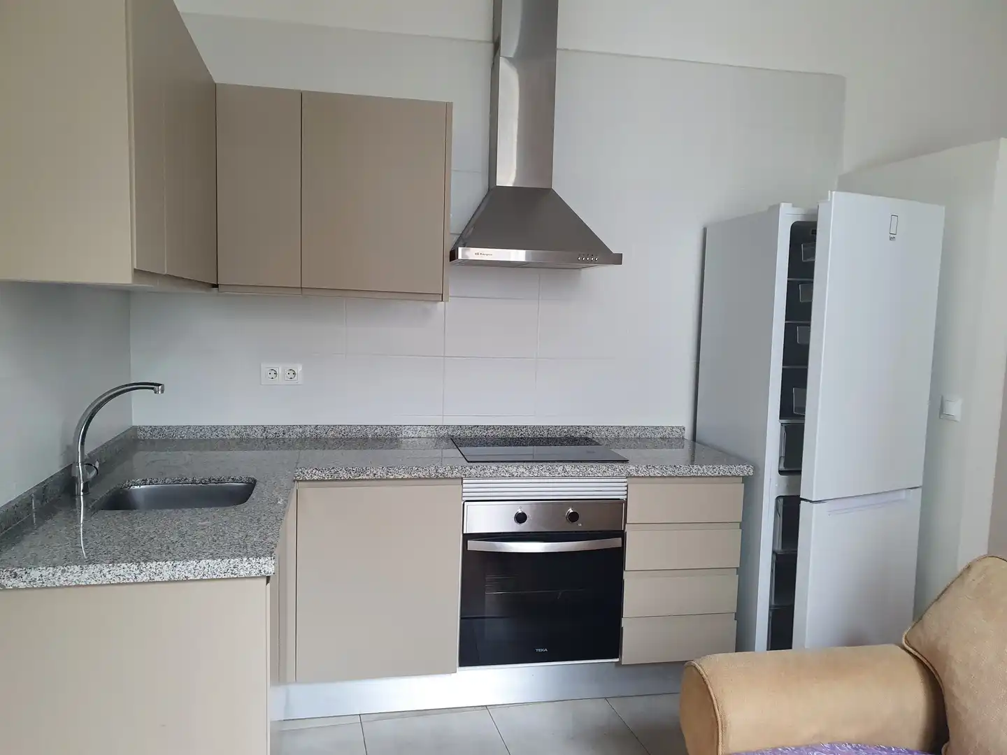 Kitchen of Apartments for rent in Málaga  with Oven and Washing machine