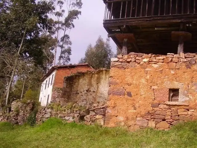 Casa con jardín en venta en Grado, imagen 3