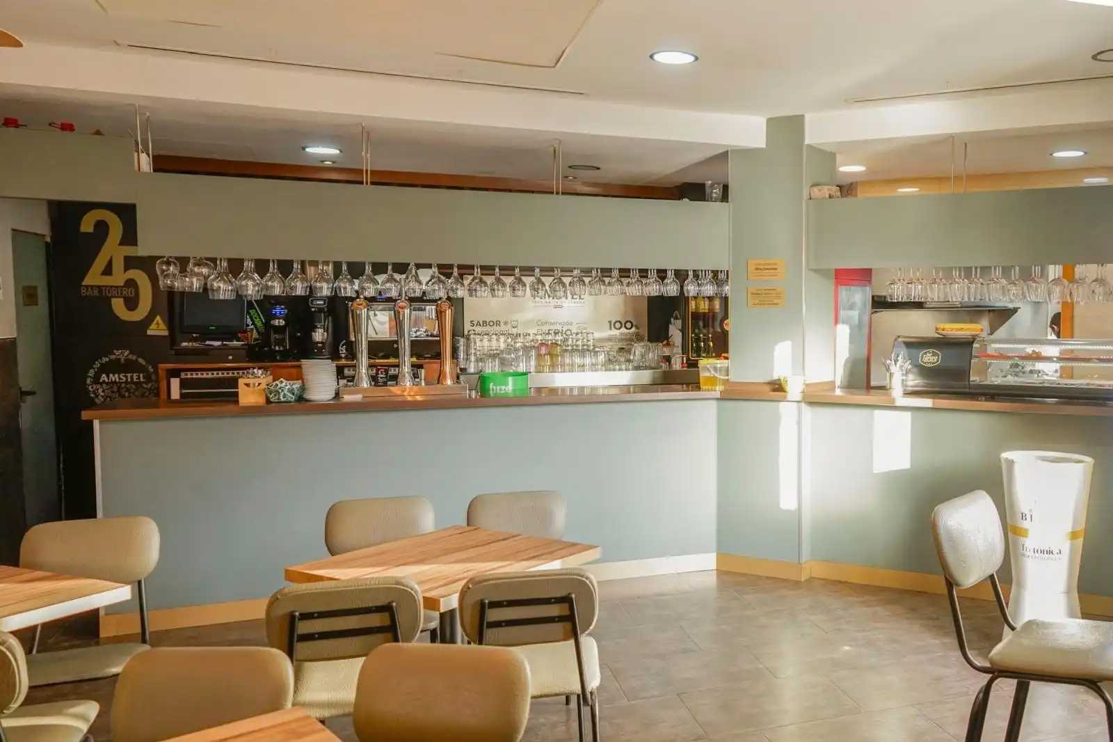 Commercial properties for rent in Valencia  with Air Conditioner