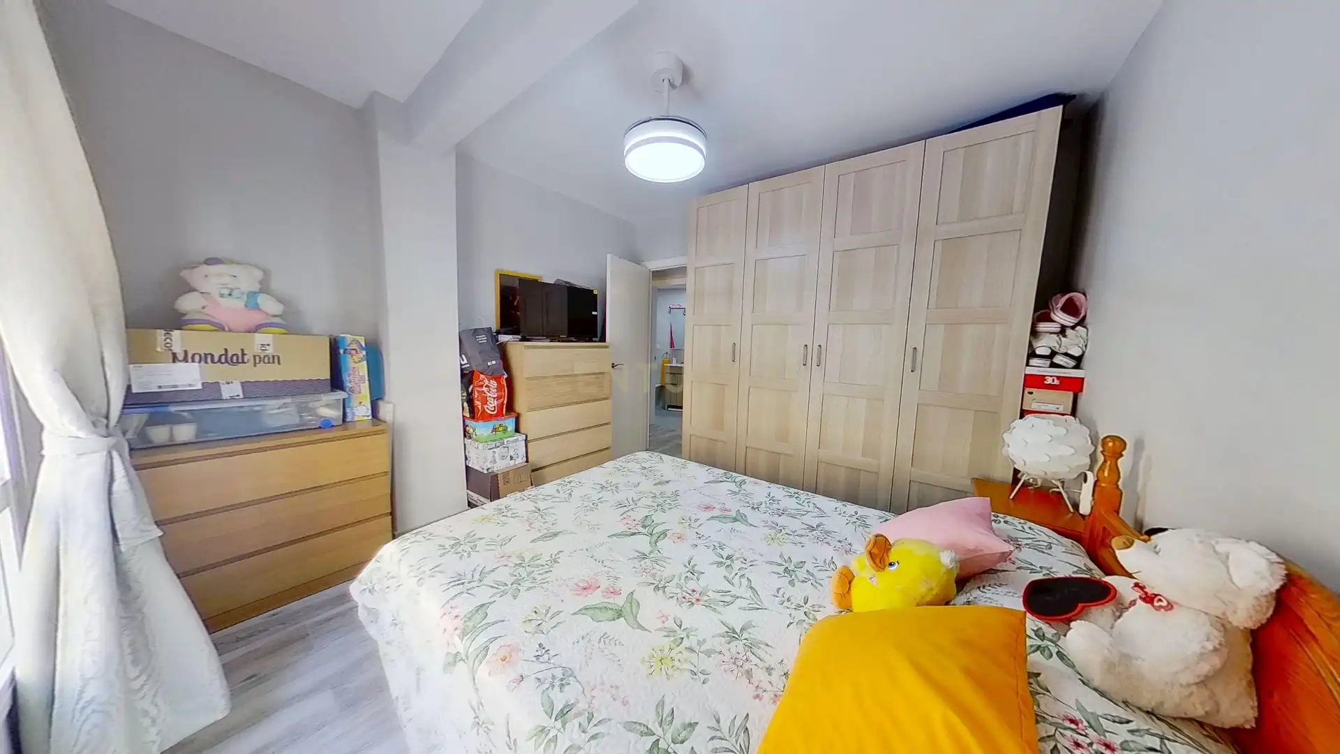 Dormitori de Apartament en venda en Málaga amb Balcó