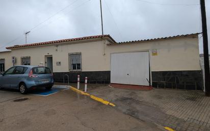 Vista exterior de Casa o xalet en venda en Montserrat