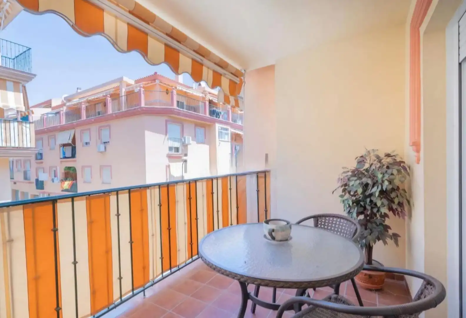 Mini appartamento con ascensore in vendita a Calle del Río Lanjarón