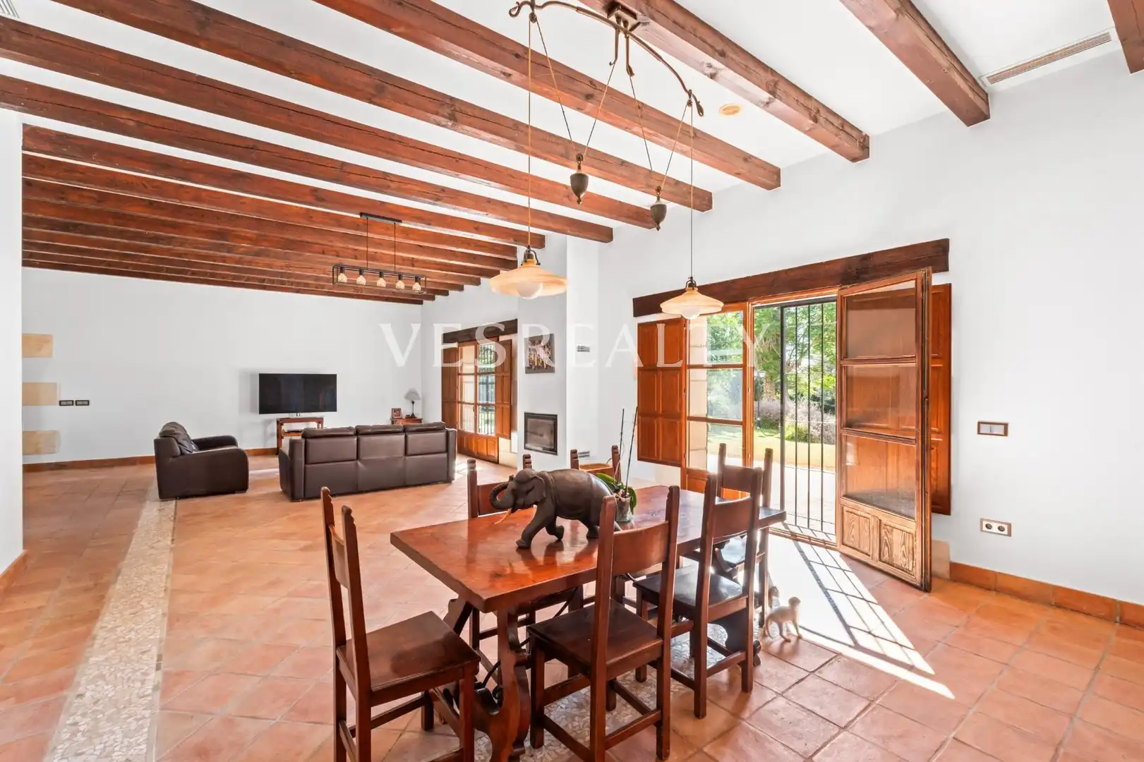 Vista exterior de Casa o xalet en venda en Elche / Elx amb Aire condicionat, Calefacció i Jardí privat