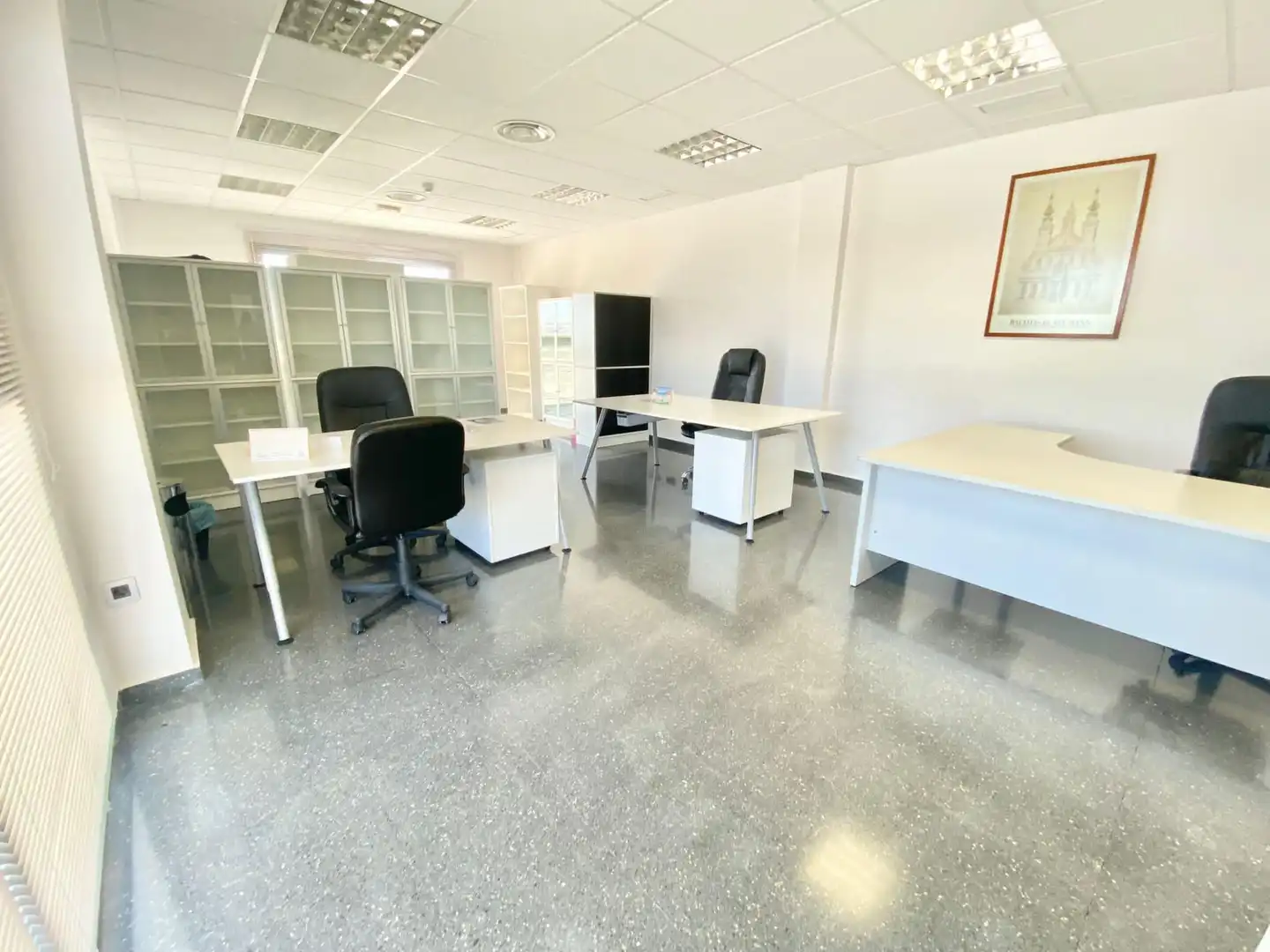 Büro zum Verkauf in Lorca mit Heizung und Terrasse