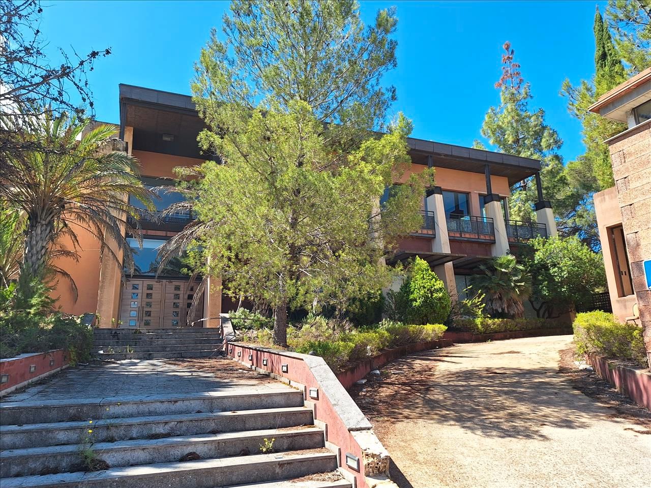 Exterior view of Building for sale in Enguera  with Community pool