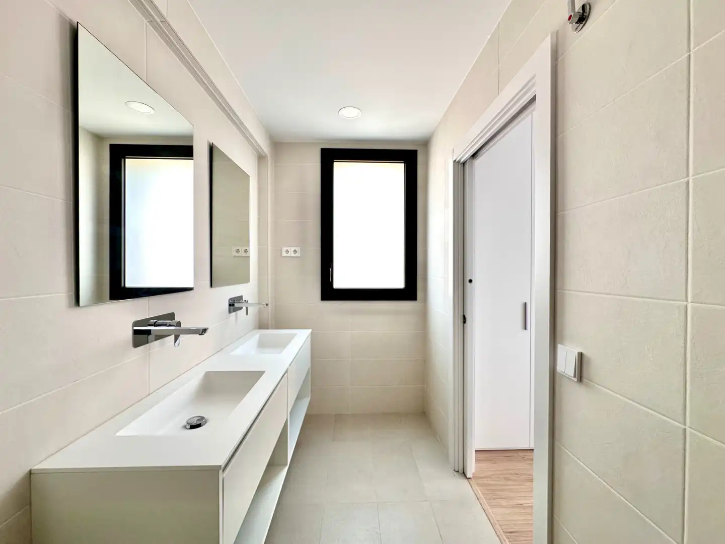 Baño de Piso en venta en Badalona con Aire acondicionado, Calefacción y Parquet