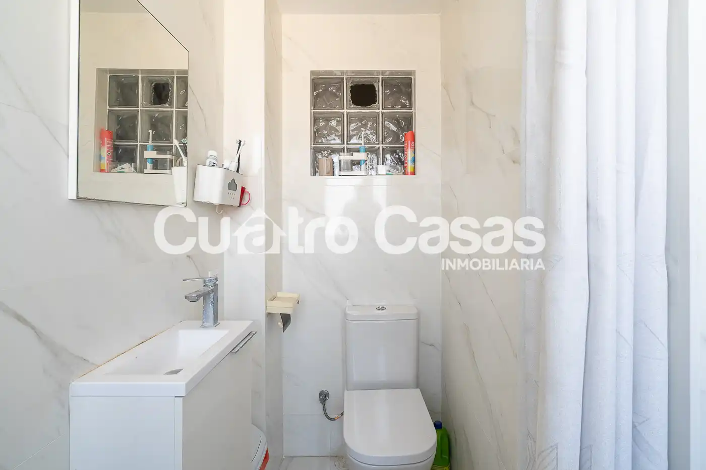 Baño de Piso en venta en Barcelona con Aire acondicionado, Calefacción y Amueblado
