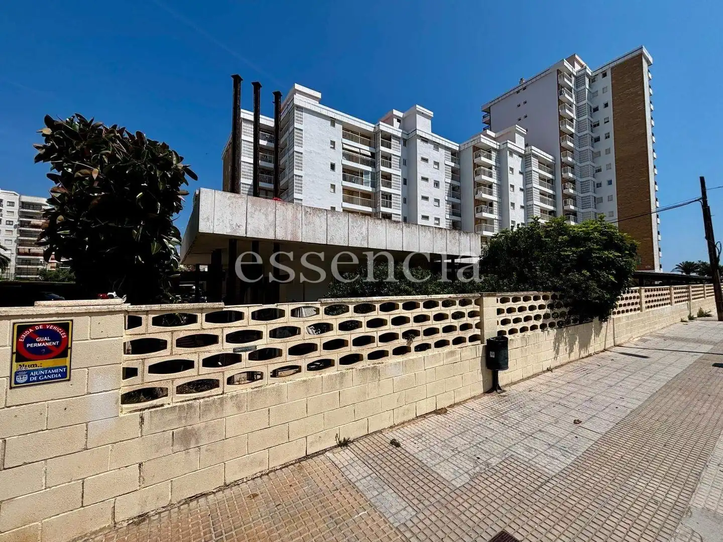Vista exterior de Apartamento en venta en Gandia con Jardín privado, Terraza y Balcón