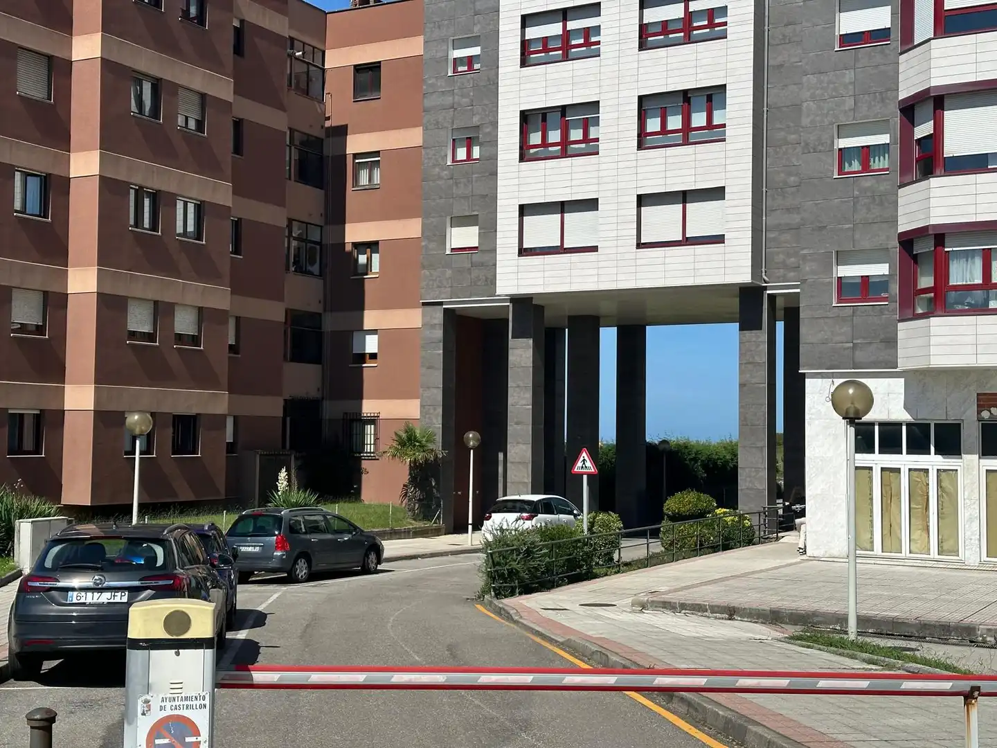 Parkplatz mit Aufzug zum Verkauf in Calle Luis Hauzeur 18
