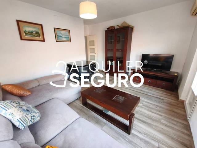 Piso en Alquiler en Ciudad de Alfaro en Los Ángeles