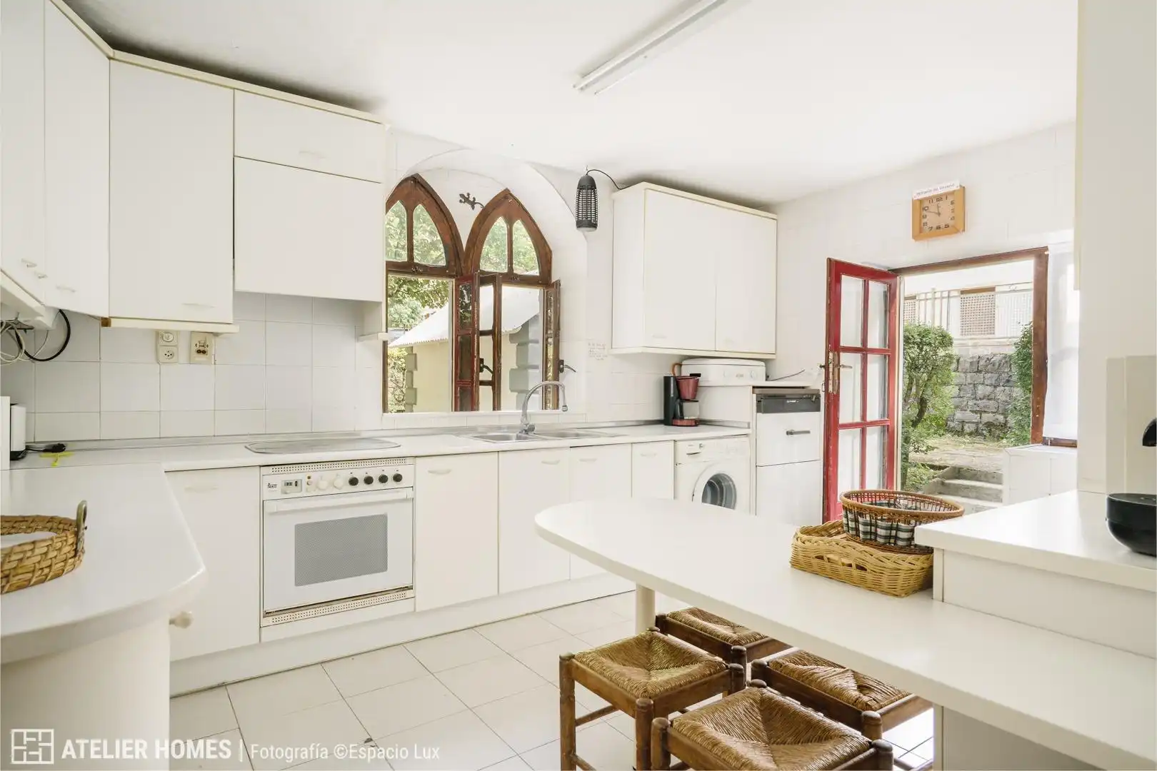 Kitchen of Houses for sale in Canfranc, Huesca