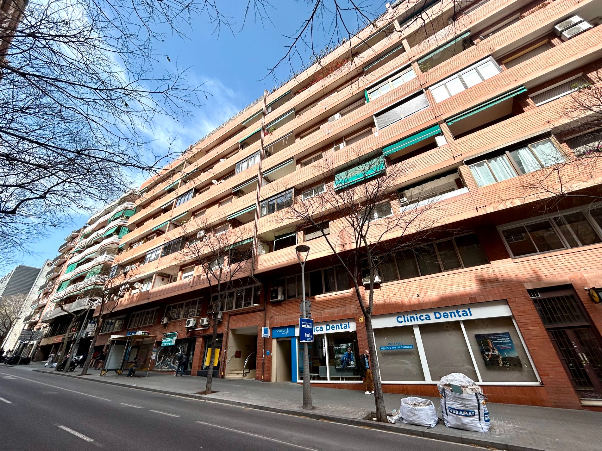 Vista exterior de Pis en venda en  Barcelona Capital amb Aire condicionat i Calefacció