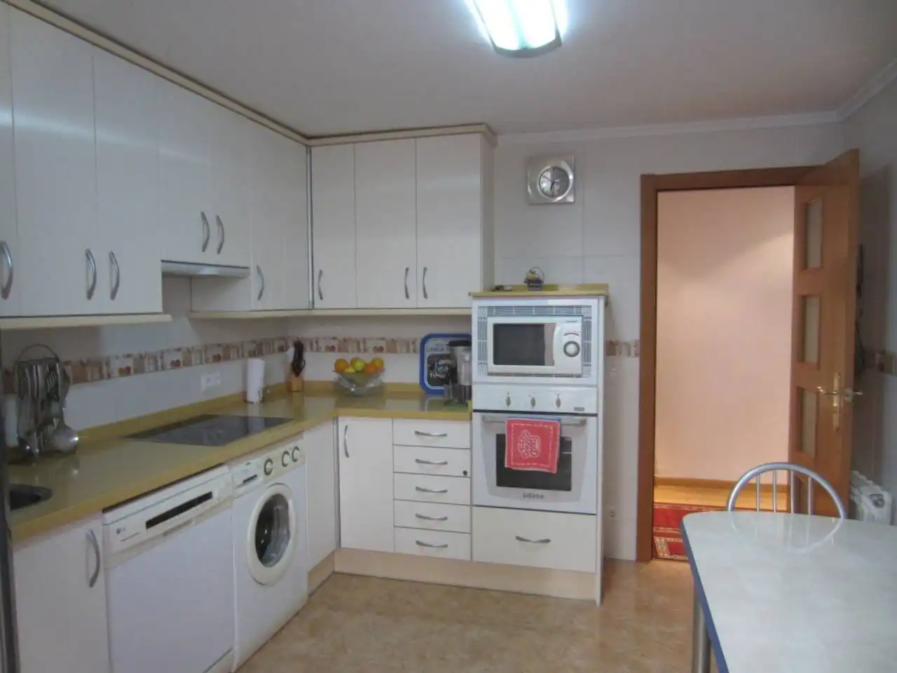 Kitchen of Flat for sale in Ciudad Rodrigo  with Heating, Terrace and Storage room