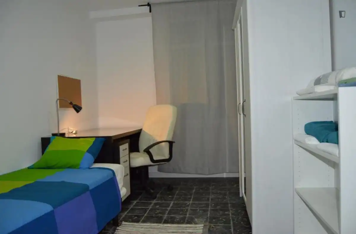 Room in Albal, Valencia