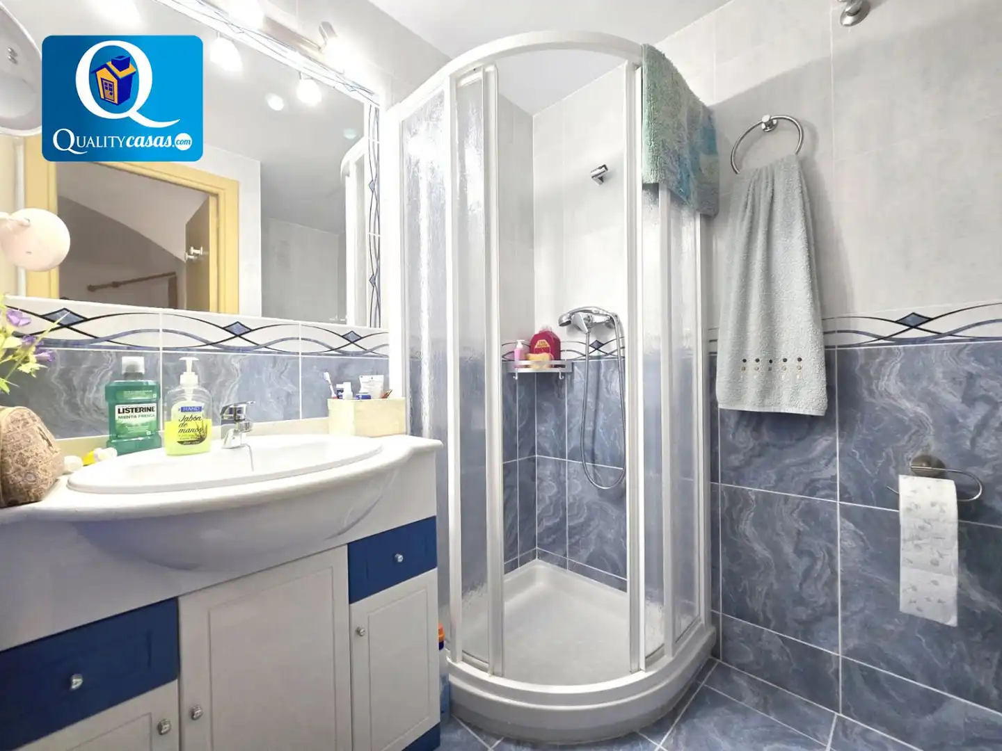 Baño de Casa o chalet en venta en El Campello con Aire acondicionado, Terraza y Balcón