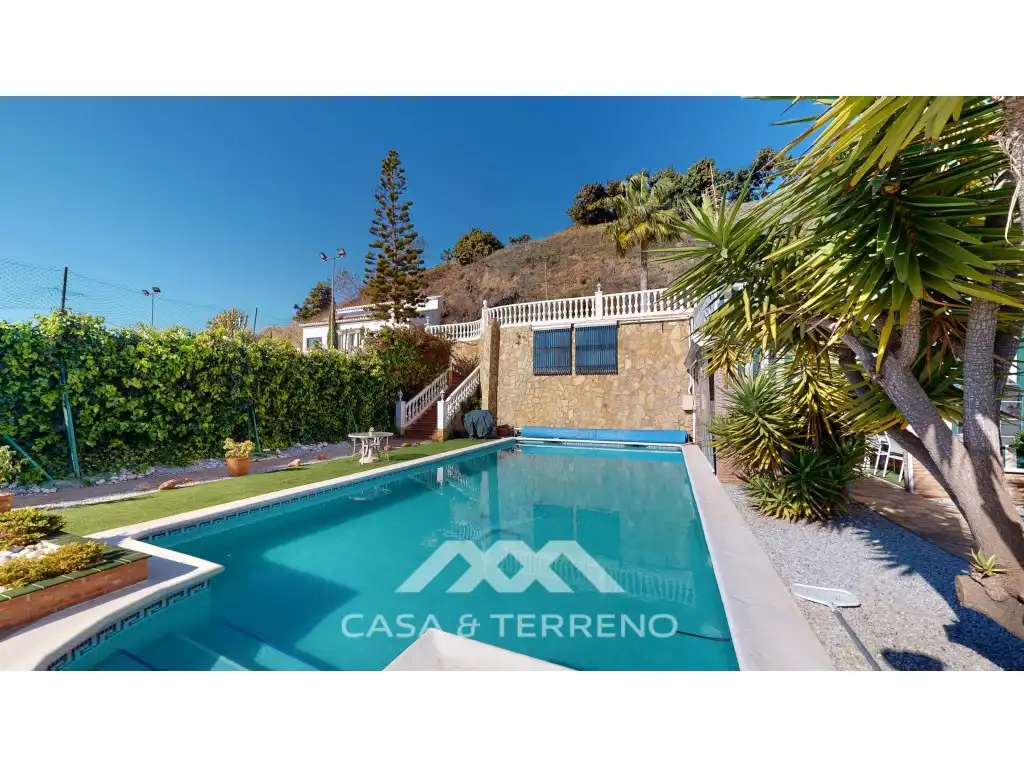 Casa con piscina in vendita a Urb. Amberes, 82-64, imagen 2