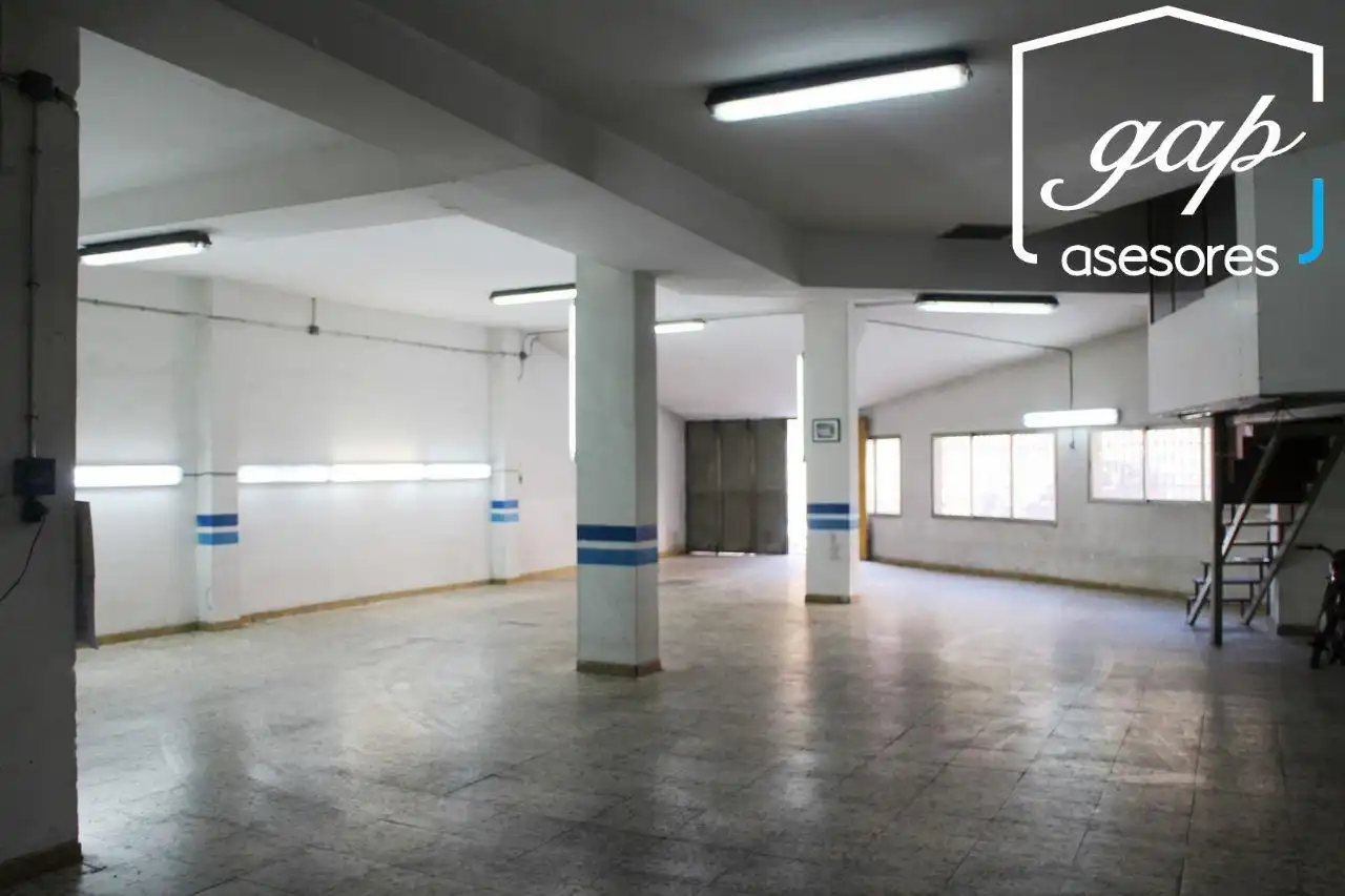 Local comercial en venda a San Fernando - Carretera de Valencia