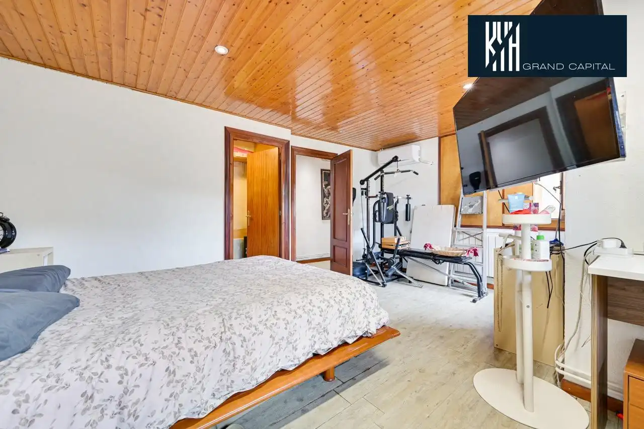Habitación de Casa adosada en venta en Juià
