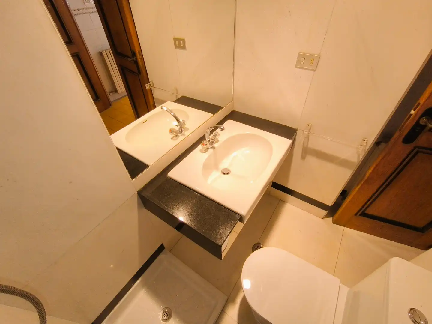 Badezimmer von Wohnung zum Verkauf in Palencia mit Klimaanlage, Heizung und Parkett