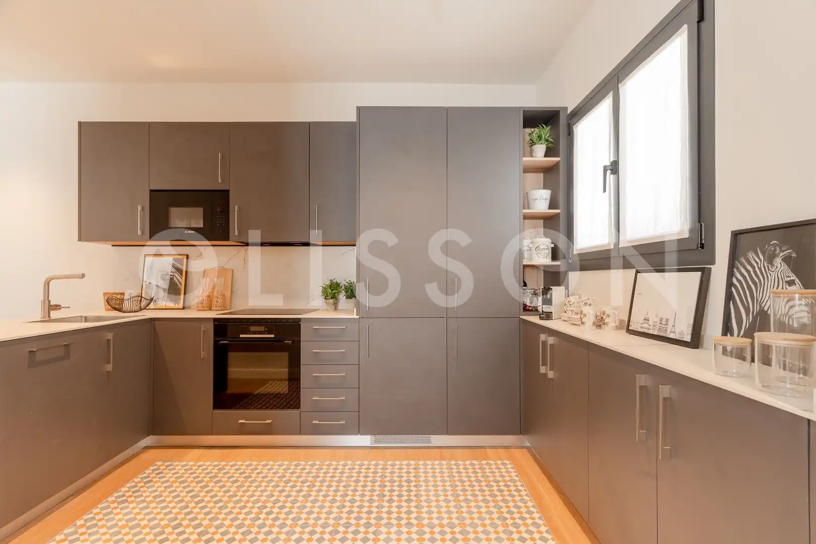 Cuina de Dúplex en venda en Madrid amb Aire condicionat, Terrassa i Traster