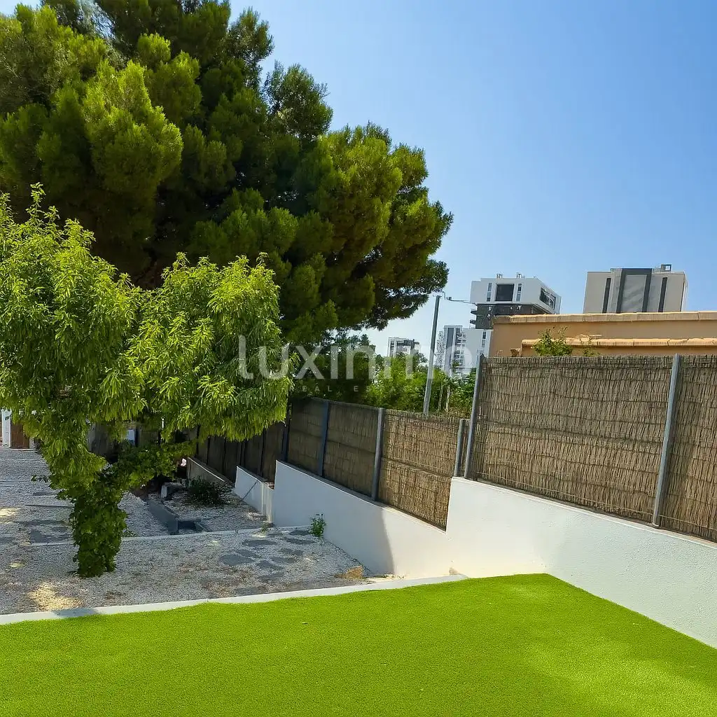 Villa con terrazza in vendita a Marisol Park - Ortembach - Los Almendros, imagen 17