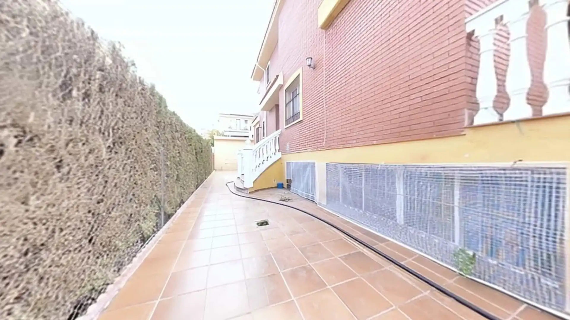 Vista exterior de Casa o chalet en venta en Alhaurín de la Torre con Jardín privado y Terraza