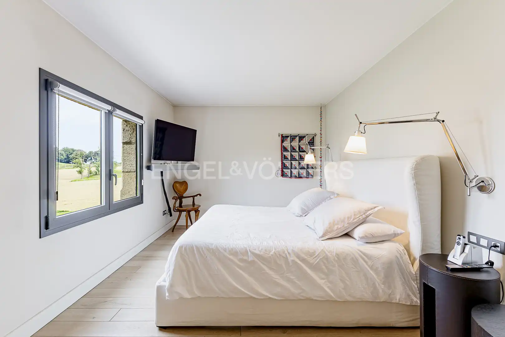 Schlafzimmer von Country house zum Verkauf in Torelló mit Klimaanlage, Heizung und Privatgarten