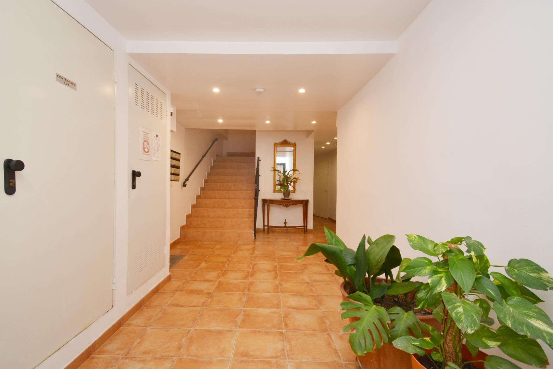 Flat for sale in  Zaragoza Capital  with Air Conditioner, Heating and Balcony