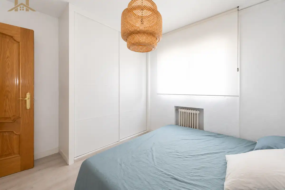 Dormitori de Pis en venda en Móstoles amb Aire condicionat i Terrassa