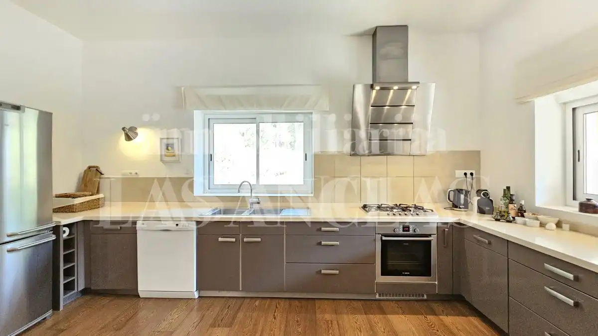 Cuina de Finca rústica en venda en Santa Eulària des Riu amb Aire condicionat, Calefacció i Parquet