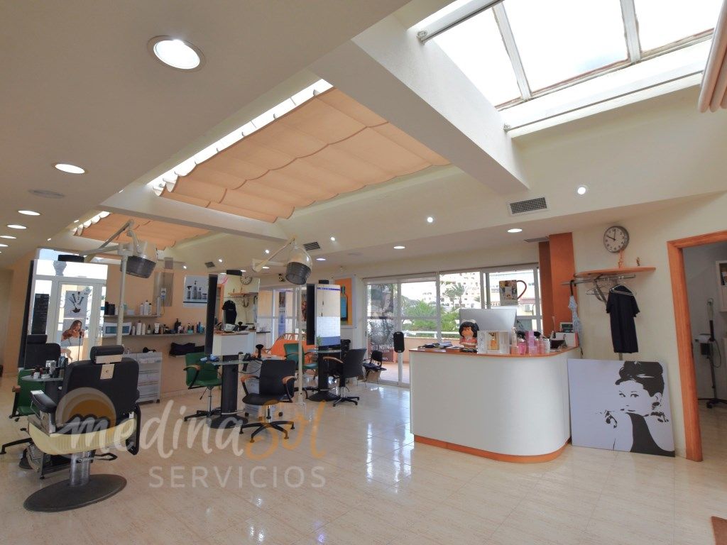 Premises for sale in La Manga del Mar Menor  with Air Conditioner and Terrace