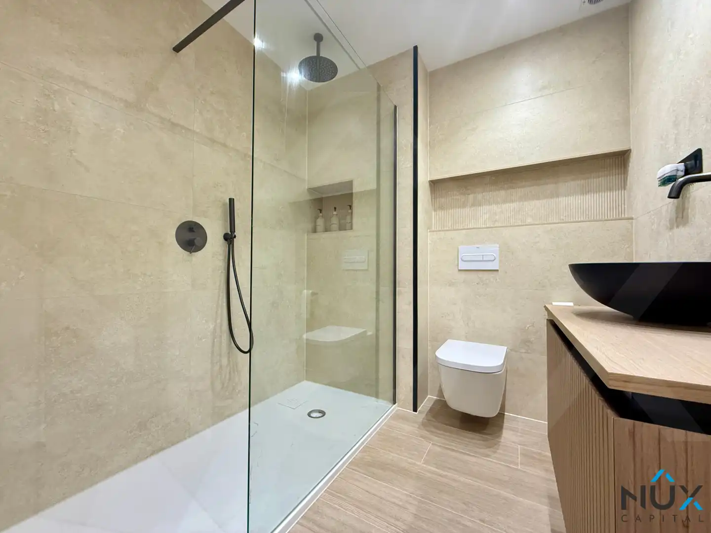 Baño de Piso en venta en Cullera con Aire acondicionado, Calefacción y Amueblado