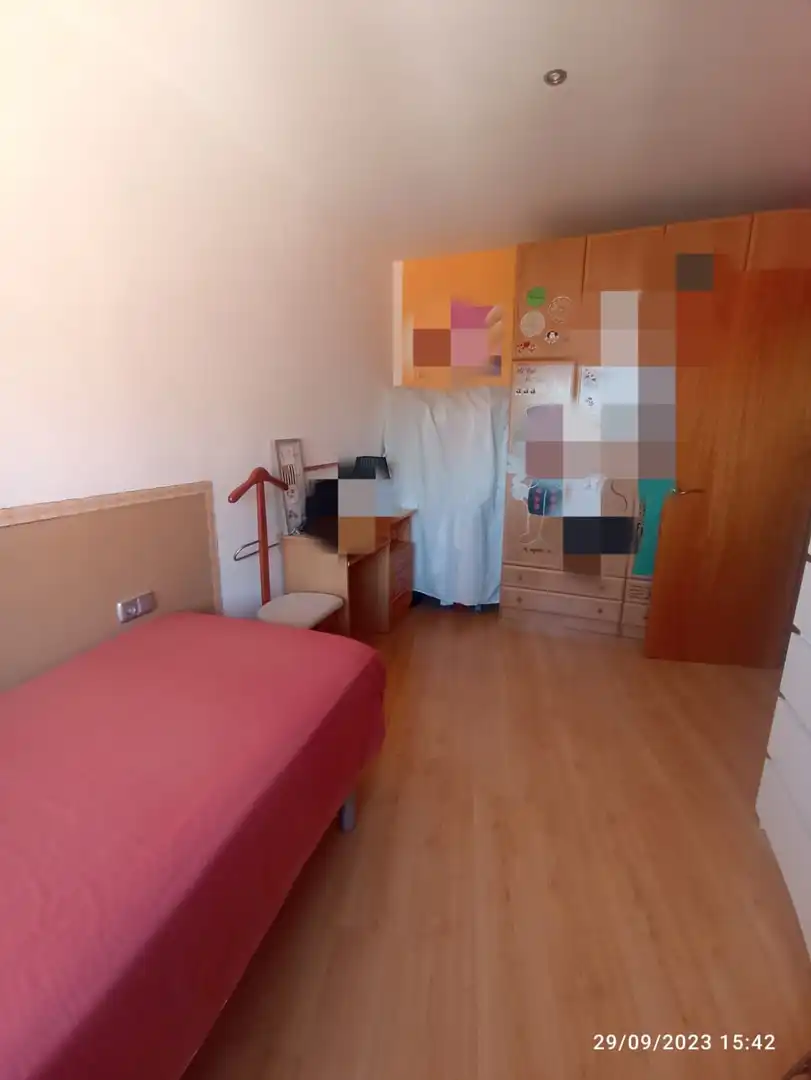 Bedroom of Houses for sale in Berga  with Private garden, Parquet flooring and Balcony